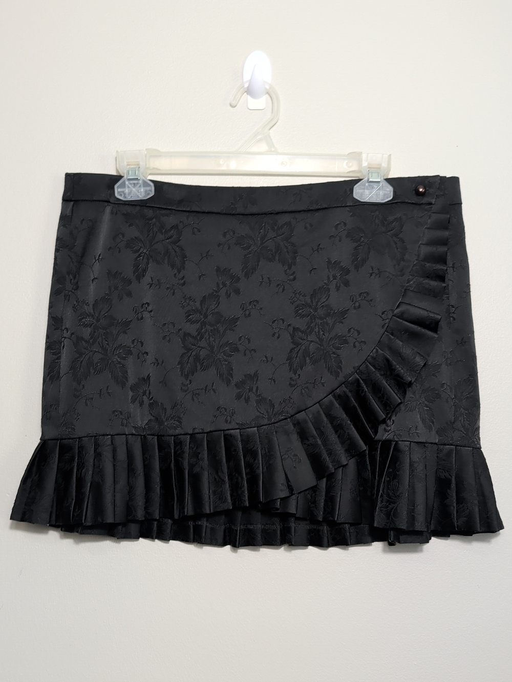 Vtg 90s Guess Collection Black Floral Jacquard Ruffle Mini Skirt Whimsigoth LG